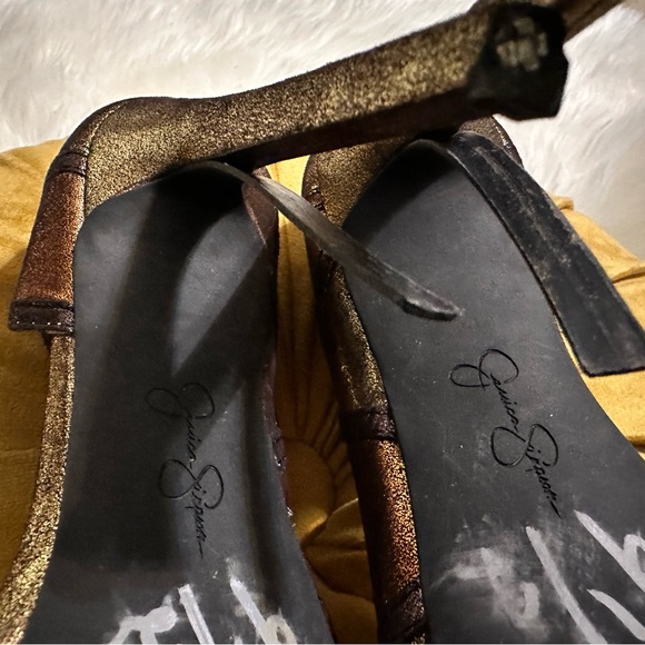 Metallic Heels - Picture 7 of 8